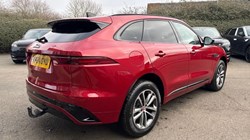 2024 (24) JAGUAR F-PACE 2.0 D200 R-Dynamic SE Black 5dr Auto AWD 5153551