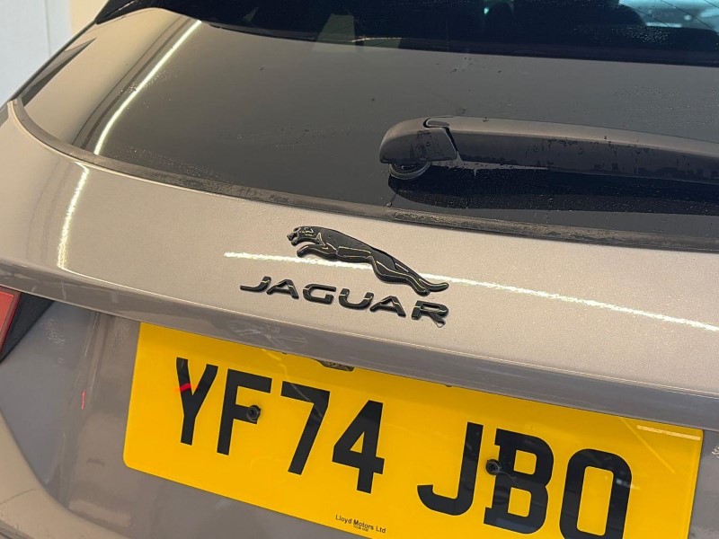 2024 (74) JAGUAR E-PACE 2.0 D200 R-Dynamic SE Black 5dr Auto 5977239