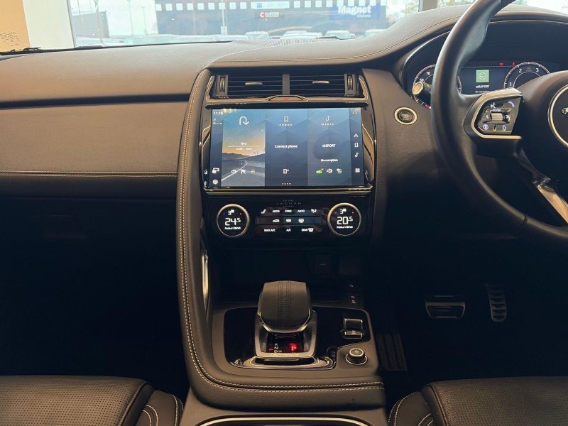 2024 (74) JAGUAR E-PACE 2.0 D200 R-Dynamic SE Black 5dr Auto 5977205