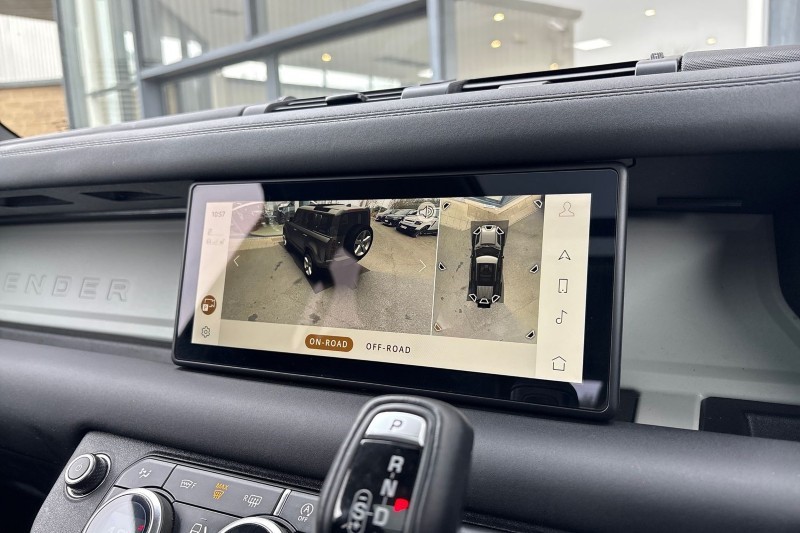2024 (24) LAND ROVER DEFENDER 3.0 D250 XS Edition 110 5dr Auto 5201987