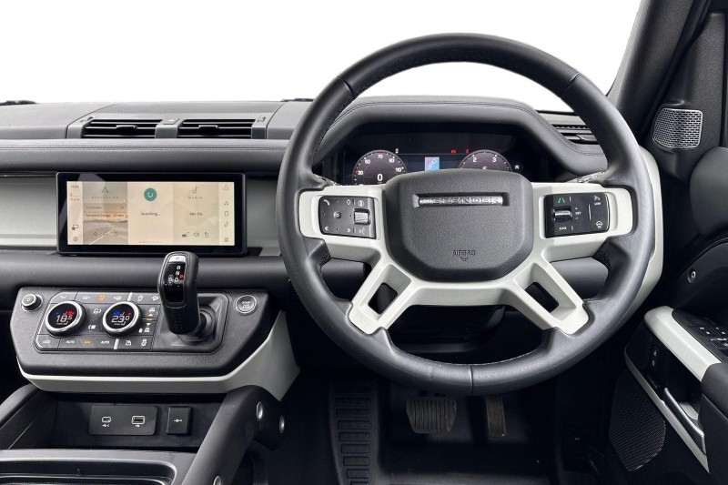 2024 (24) LAND ROVER DEFENDER 3.0 D250 XS Edition 110 5dr Auto 5201969