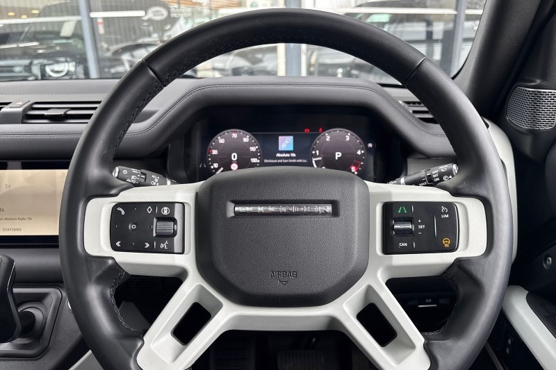 2024 (24) LAND ROVER DEFENDER 3.0 D250 XS Edition 110 5dr Auto 5201982