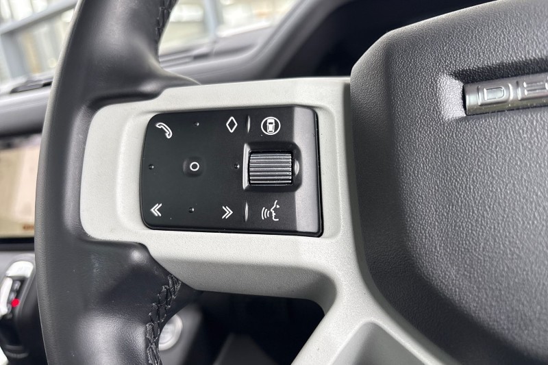 2024 (24) LAND ROVER DEFENDER 3.0 D250 XS Edition 110 5dr Auto 5201983