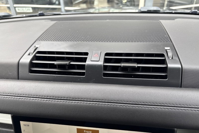 2024 (24) LAND ROVER DEFENDER 3.0 D250 XS Edition 110 5dr Auto 5201992