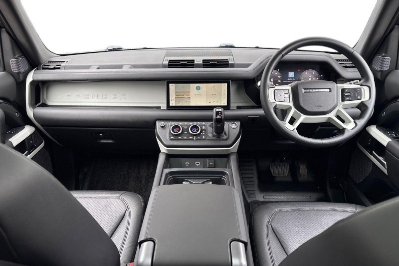 2024 (24) LAND ROVER DEFENDER 3.0 D250 XS Edition 110 5dr Auto 5201963