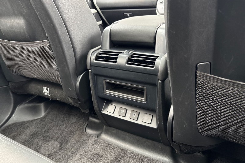 2024 (24) LAND ROVER DEFENDER 3.0 D250 XS Edition 110 5dr Auto 5201972