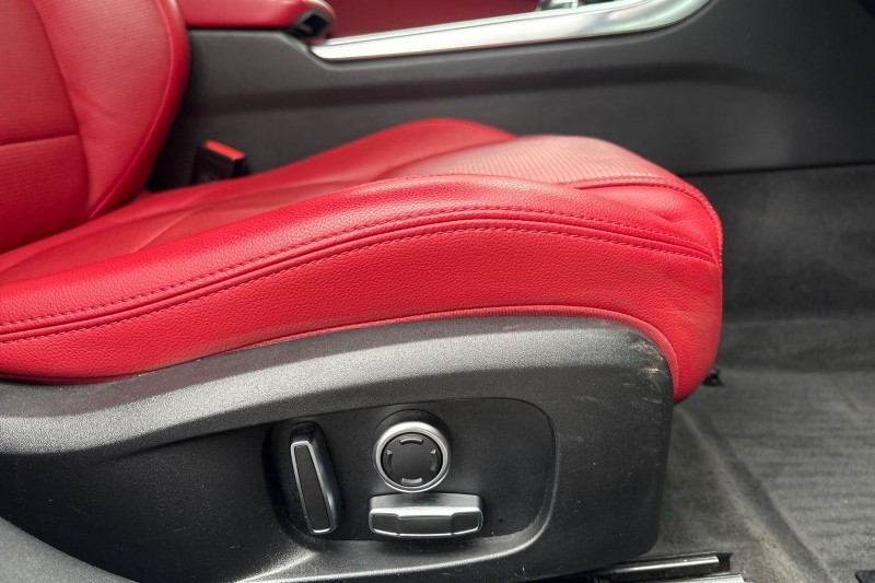 2022 (72) JAGUAR XF 2.0 D200 R-Dynamic Black 5dr Auto 5184383