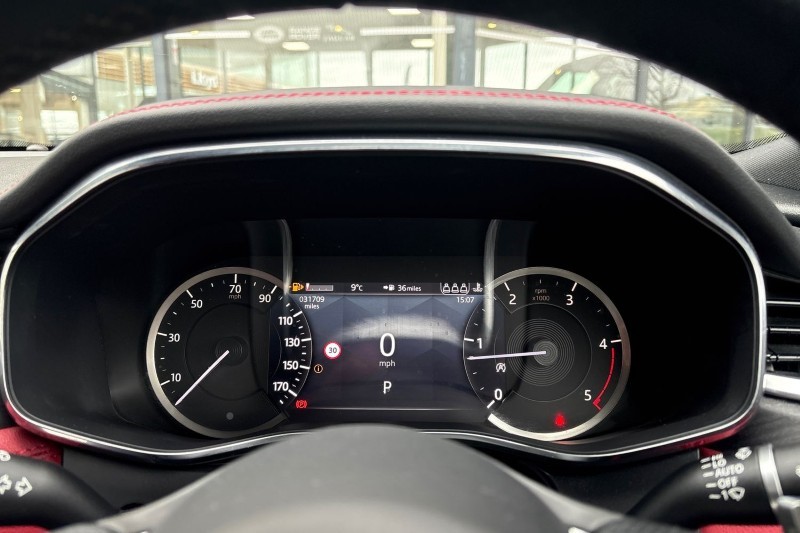 2022 (72) JAGUAR XF 2.0 D200 R-Dynamic Black 5dr Auto 5184375