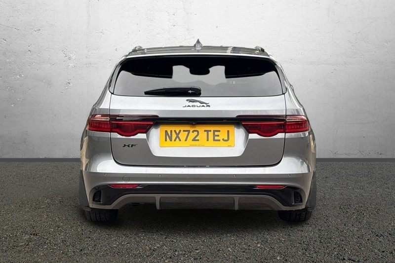 2022 (72) JAGUAR XF 2.0 D200 R-Dynamic Black 5dr Auto 5184365