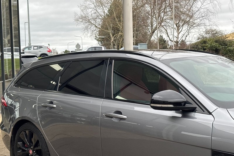 2022 (72) JAGUAR XF 2.0 D200 R-Dynamic Black 5dr Auto 5184412