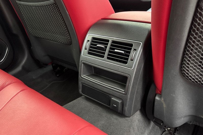 2022 (72) JAGUAR XF 2.0 D200 R-Dynamic Black 5dr Auto 5184377