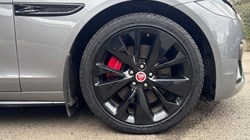 2022 (72) JAGUAR XF 2.0 D200 R-Dynamic Black 5dr Auto 5184367