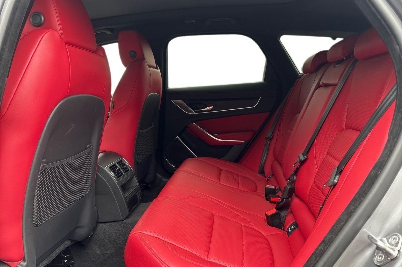 2022 (72) JAGUAR XF 2.0 D200 R-Dynamic Black 5dr Auto 5184363