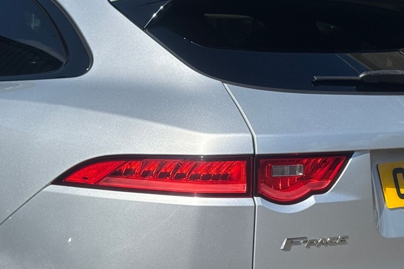 2020 (20) JAGUAR F-PACE 2.0d [240] R-Sport 5dr Auto AWD 5277864
