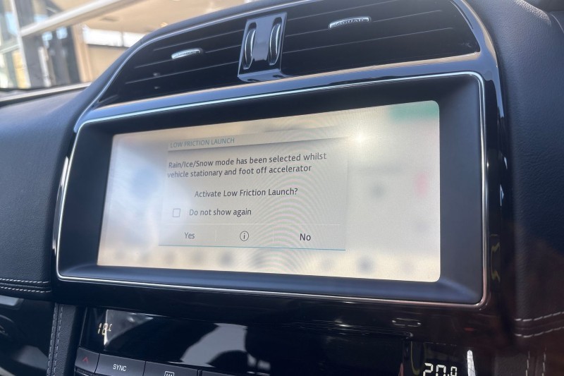 2020 (20) JAGUAR F-PACE 2.0d [240] R-Sport 5dr Auto AWD 5277884