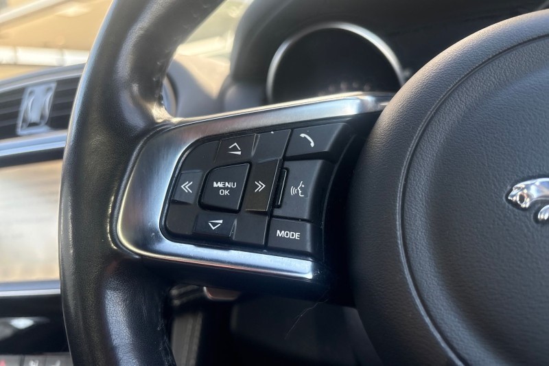 2020 (20) JAGUAR F-PACE 2.0d [240] R-Sport 5dr Auto AWD 5277873