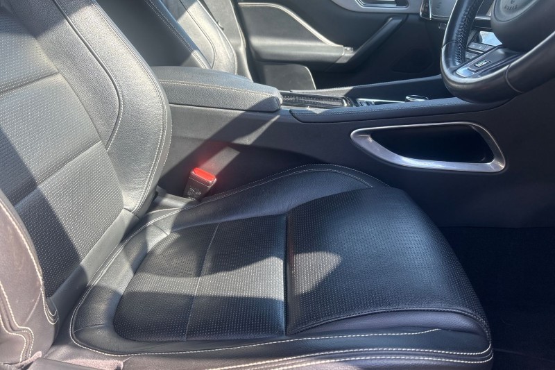 2020 (20) JAGUAR F-PACE 2.0d [240] R-Sport 5dr Auto AWD 5277870