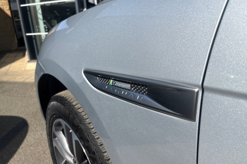2020 (20) JAGUAR F-PACE 2.0d [240] R-Sport 5dr Auto AWD 5277865