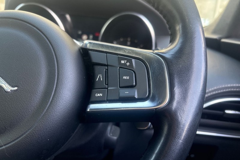 2020 (20) JAGUAR F-PACE 2.0d [240] R-Sport 5dr Auto AWD 5277874