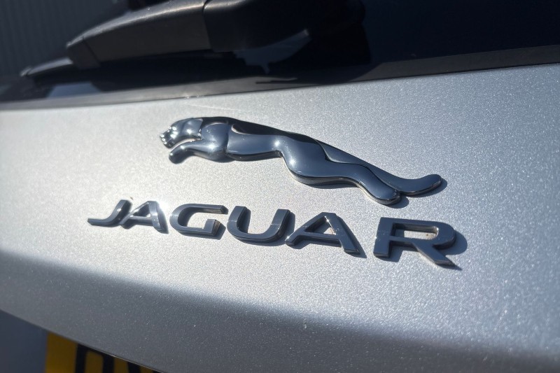 2020 (20) JAGUAR F-PACE 2.0d [240] R-Sport 5dr Auto AWD 5277893