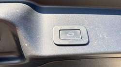 2023 (23) LAND ROVER RANGE ROVER EVOQUE 2.0 D200 Evoque Edition 5dr Auto 5223825