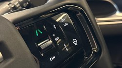 2025 (74) LAND ROVER RANGE ROVER VELAR 2.0 D200 MHEV Dynamic SE 5dr Auto 5978370