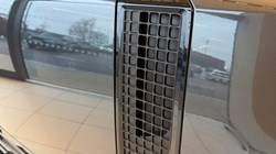 2025 (74) LAND ROVER DEFENDER 3.0 D350 X-Dynamic SE 110 5dr Auto 4980851