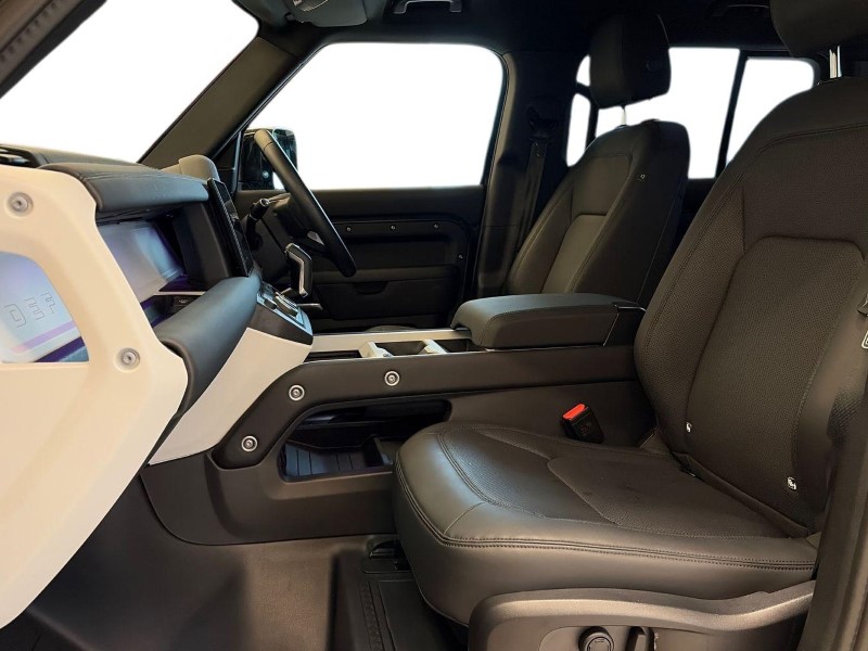 2025 (74) LAND ROVER DEFENDER 3.0 D350 X-Dynamic SE 110 5dr Auto 5064842
