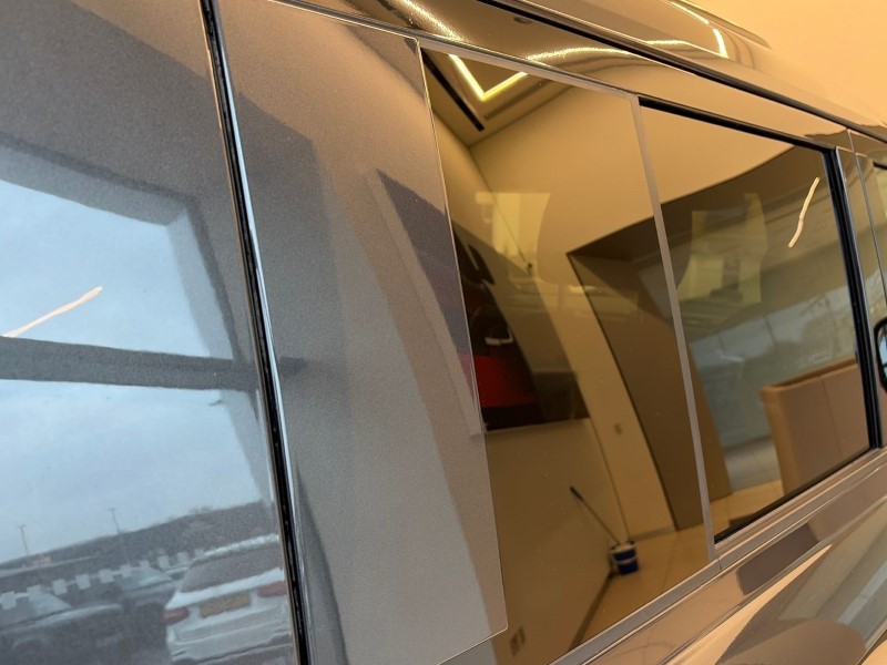 2025 (74) LAND ROVER DEFENDER 3.0 D350 X-Dynamic SE 110 5dr Auto 4980884