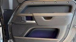 2025 (74) LAND ROVER DEFENDER 3.0 D350 X-Dynamic SE 110 5dr Auto 5064862