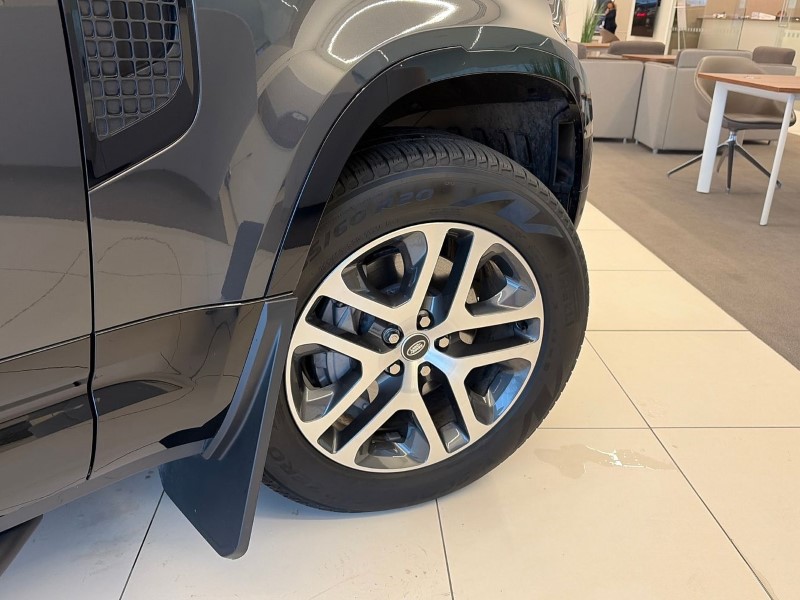 2025 (74) LAND ROVER DEFENDER 3.0 D350 X-Dynamic SE 110 5dr Auto 4980882