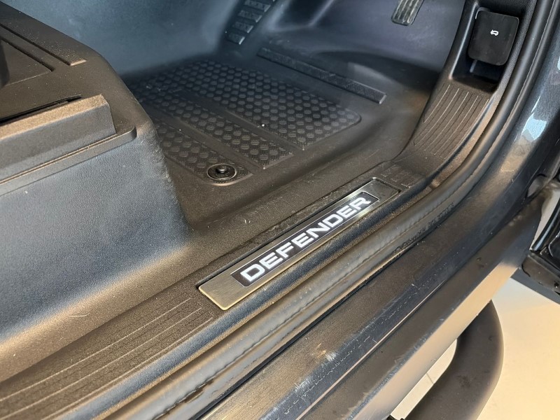 2025 (74) LAND ROVER DEFENDER 3.0 D350 X-Dynamic SE 110 5dr Auto 5064881
