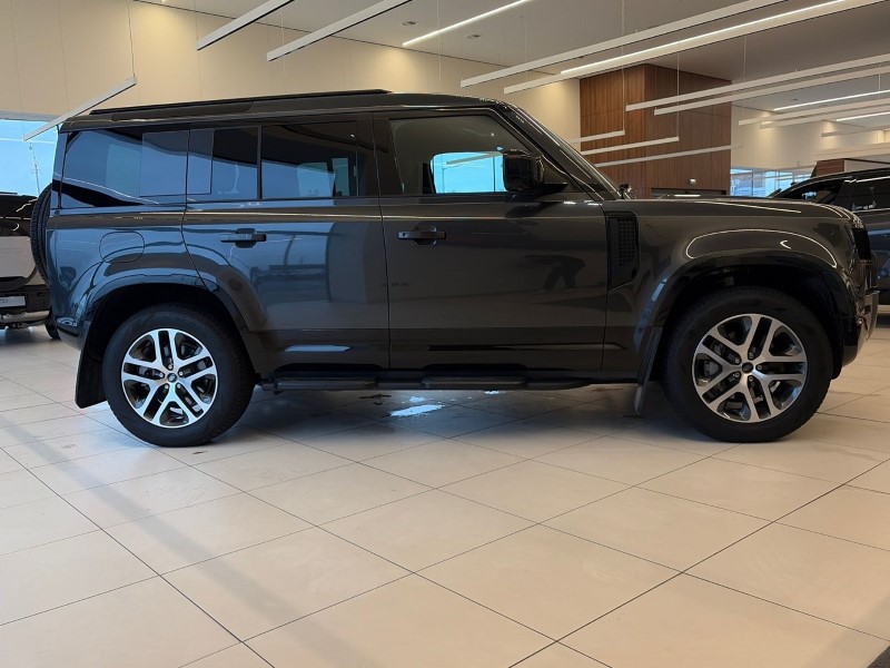 2025 (74) LAND ROVER DEFENDER 3.0 D350 X-Dynamic SE 110 5dr Auto 5064895