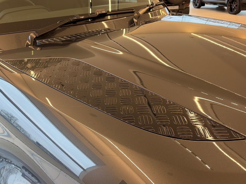 2025 (74) LAND ROVER DEFENDER 3.0 D350 X-Dynamic SE 110 5dr Auto 4980853