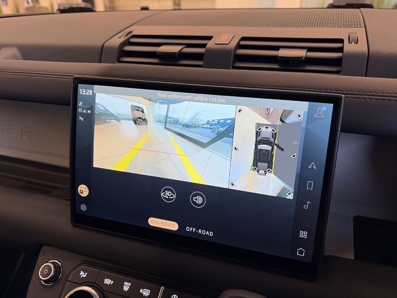 2025 (74) LAND ROVER DEFENDER 3.0 D350 X-Dynamic SE 110 5dr Auto 5064851