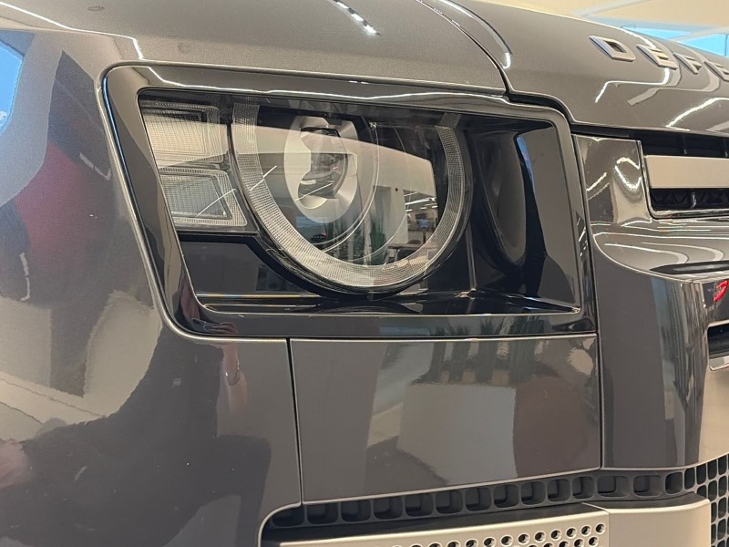 2025 (74) LAND ROVER DEFENDER 3.0 D350 X-Dynamic SE 110 5dr Auto 4980848