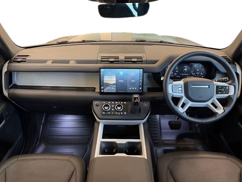 2025 (74) LAND ROVER DEFENDER 3.0 D350 X-Dynamic SE 110 5dr Auto 4980840