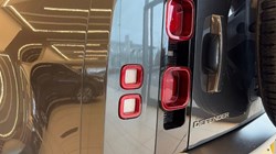 2025 (74) LAND ROVER DEFENDER 3.0 D350 X-Dynamic SE 110 5dr Auto 5064858