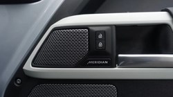 2024 (24) LAND ROVER DEFENDER 2.0 P400e X-Dynamic SE 110 5dr Auto 5214439