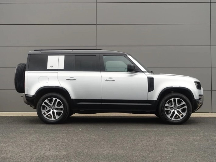 2024 (24) LAND ROVER DEFENDER 2.0 P400e X-Dynamic SE 110 5dr Auto 5214400