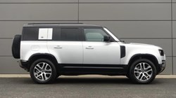 2024 (24) LAND ROVER DEFENDER 2.0 P400e X-Dynamic SE 110 5dr Auto 5214400