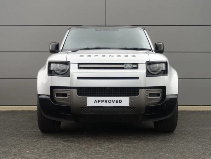 2024 (24) LAND ROVER DEFENDER 2.0 P400e X-Dynamic SE 110 5dr Auto 5214402