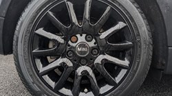 2018 (68) MINI HATCHBACK 1.5 Cooper II 3dr Auto 2879121