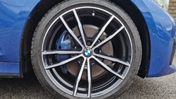 2019 (19) BMW 3 SERIES 320d xDrive M Sport 4dr Step Auto 2961277