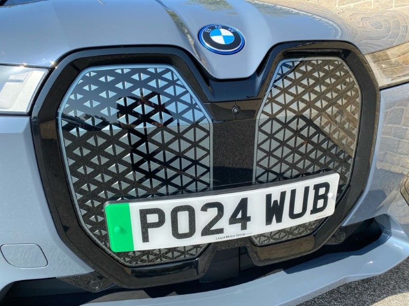 2024 (24) BMW iX 240kW xDrive40 M Sport Ed 76.6kWh 5dr Auto 22kW 3481885