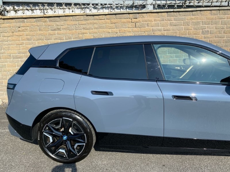 2024 (24) BMW iX 240kW xDrive40 M Sport Ed 76.6kWh 5dr Auto 22kW 3481894