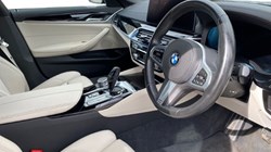 2021 (21) BMW 5 SERIES 520d xDrive MHT M Sport 4dr Step Auto 3097052