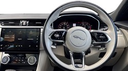 2023 (23) JAGUAR F-PACE 2.0 D200 R-Dynamic S 5dr Auto AWD 5242564