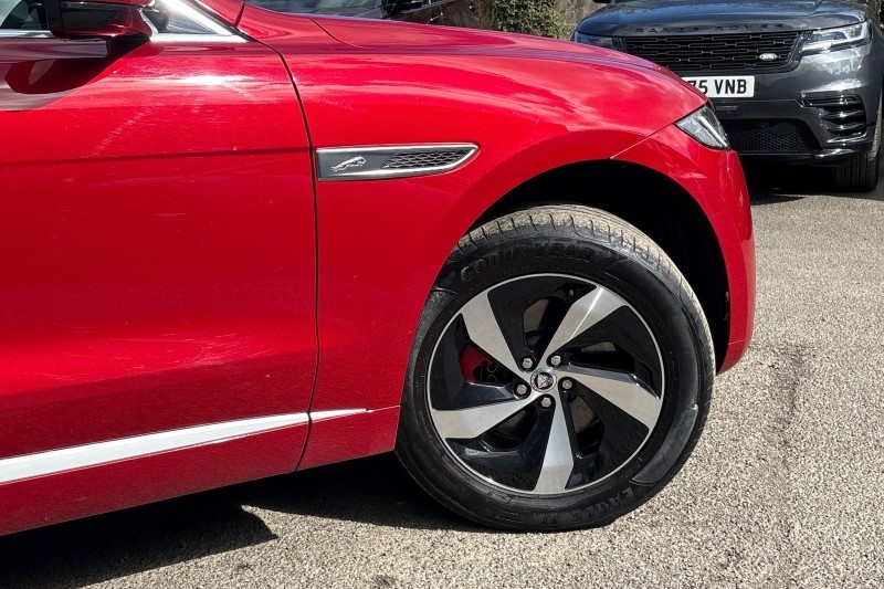 2023 (23) JAGUAR F-PACE 2.0 D200 R-Dynamic S 5dr Auto AWD 5242601