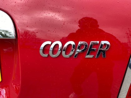 2017 (17) MINI COUNTRYMAN 1.5 Cooper 5dr Auto